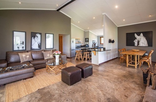 Hazyview Cabin | Summerfields Rose Retreat & Spa