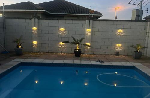 Trawal House | Sunbird Poolhouse