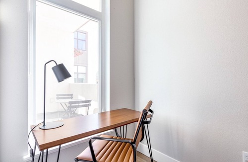 San Carlos Apartment | Sunlit San Carlos 2BR w/Gym, Pool, walk to Train & Shops, by Blueground