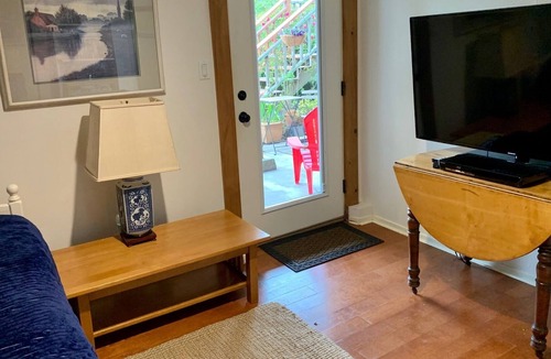 Richmond District Apartment | SUNNY GARDEN APARTMENT - SLEEPS 3+, NEAR GOLDEN GATE PARK