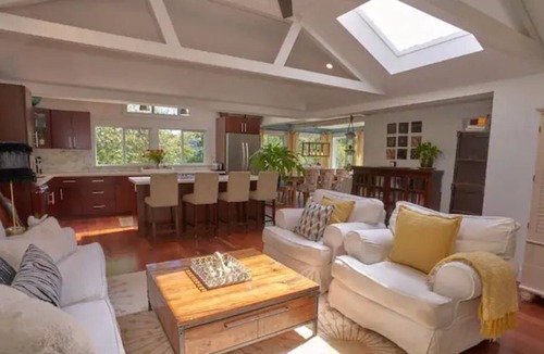 Fairfax Cottage | Sunny Home in the Heart of San Anselmo