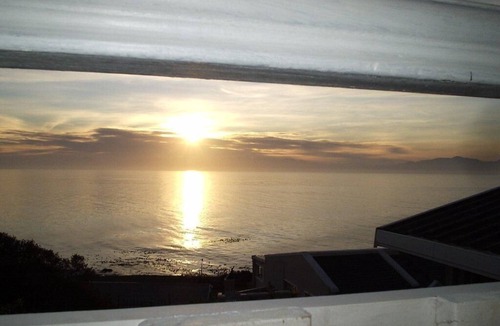 Simon's Town Villa | Sunrise Sea Villa (Simonstown)