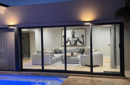 Sunset Beach Villa | Sunset Kite & Golf Villa