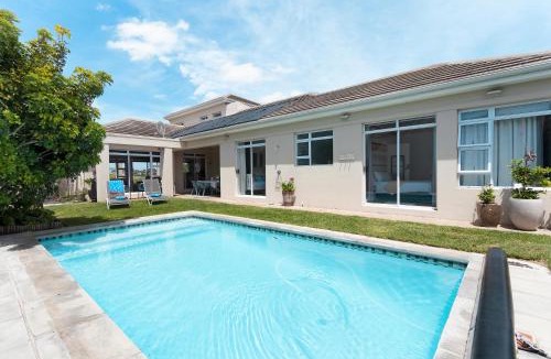 Cape Town Villa | Sunset Westchester Villa