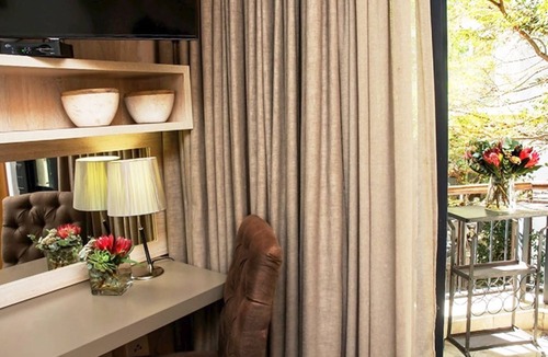 Stellenbosch Central Apartment | Super Cute Apartment in most loved Church Street - walk to restaurants