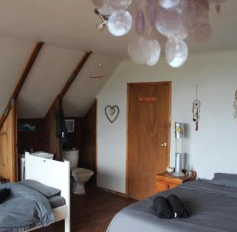 Wavecrest House | Surf Stoke Cottage