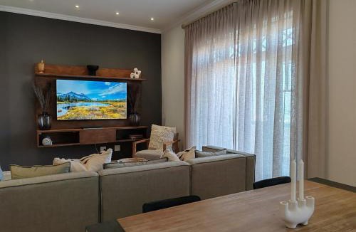 Muizenberg Apartment | Surfers Corner Luxury Penthouse