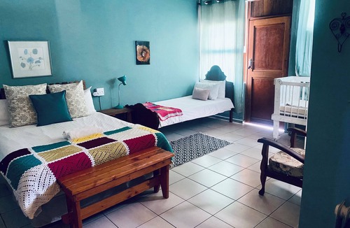 Belville Bed & Breakfast | Suzies Huis Restaurant Bed and Breakfast