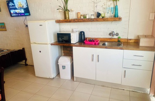 Belville Bed & Breakfast | Suzies Huis Restaurant Bed and Breakfast