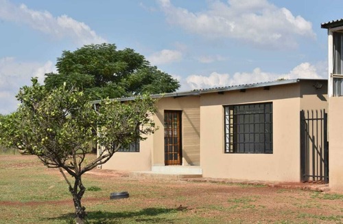 Hartbeespoort Cabin | Sweetafrica lodge