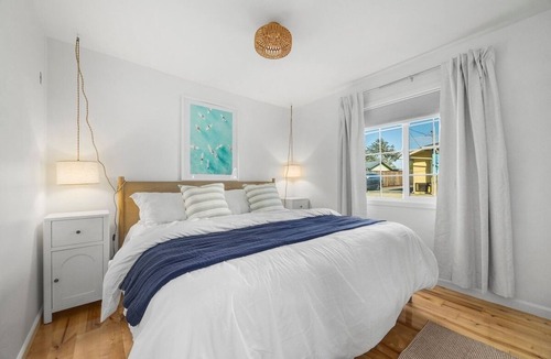 Eastside Santa Cruz Hotel | Swell House Santa Cruz - Apartment 10