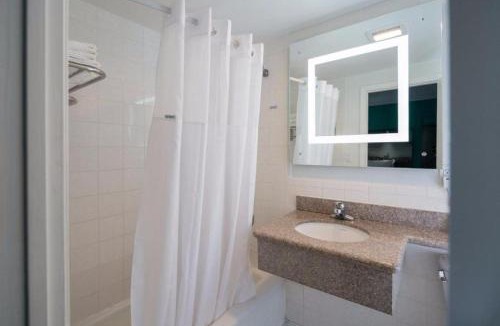 Hayes Valley Hotel | Symphony Inn