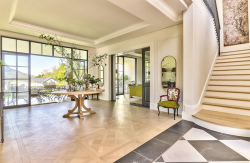 Bishopscourt Villa | Symphony of Light - A stately residence in the heart of Bishopscourt