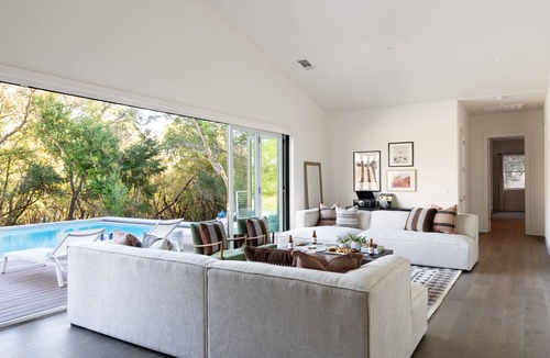 Sonoma Villa | Syrah by AvantStay | Hilltop Haven in Sonoma | Private Pool + Patio
