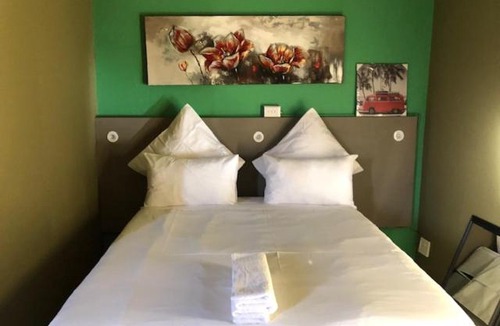 Kempton Park House | Tassili Lodge