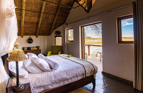 Madikwe Game Reserve Cabin | Tau Game Lodge
