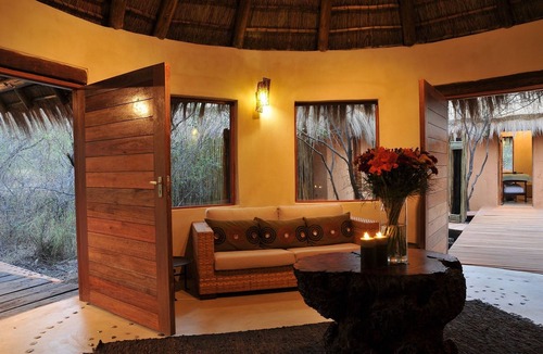 Madikwe Game Reserve Cabin | Tau Game Lodge