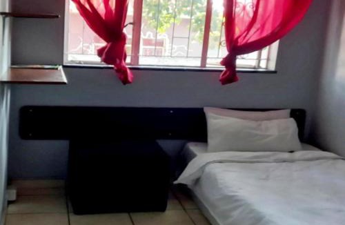 Windermere Cabin | Tekweni Backpackers