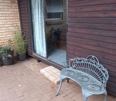 Universitas Apartment | Tevrede Guest Cottage