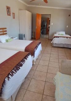 Maanhaarrand House | Thabametsi Farm