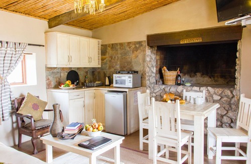 Saldanha Bay Cabin | Thali Thali Game Lodge