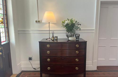 Rosebank Bed & Breakfast | The Alma House 1900