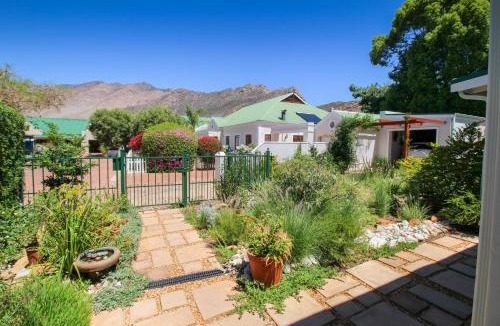 Montagu Apartment | The Annexe at No. 5