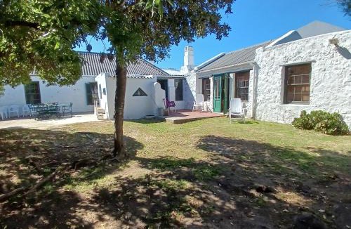 Waenhuiskrans House | The Arniston Kliphuis circa 1880