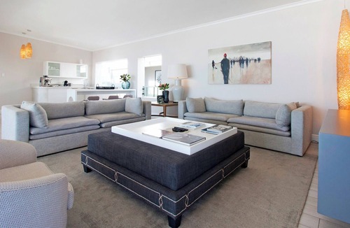Kommetjie Villa | The Bay House - Beachfront Paradise in Kommetjie, Cape Town!