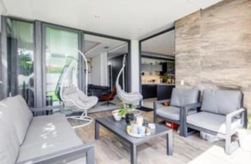 Umhlanga House | The Bayview Resort