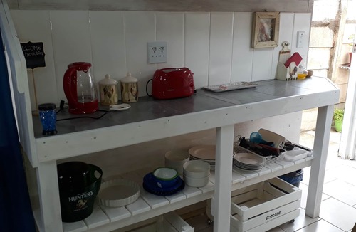 Kingsburgh Cabin | The Beach Cabin - 2 Minute Walk to the Beach, Great Fishing Spot