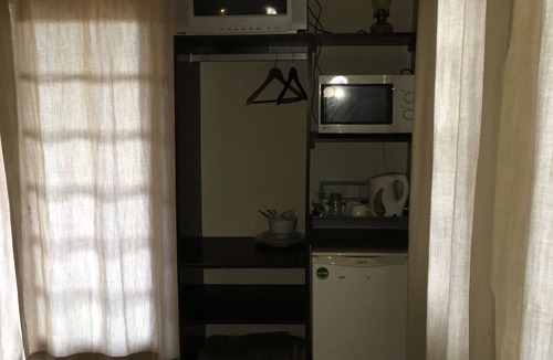 Gonubie Bed & Breakfast | The Birdhouse