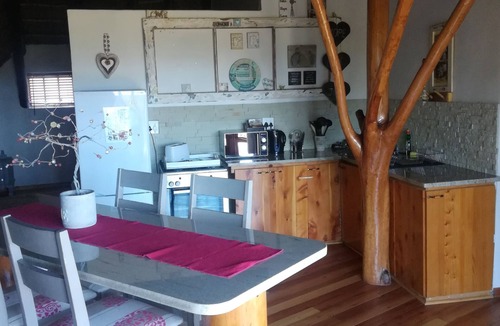Gonubie Bed & Breakfast | The Birdhouse