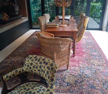 Oudtshoorn Villa | The Bright House Villa
