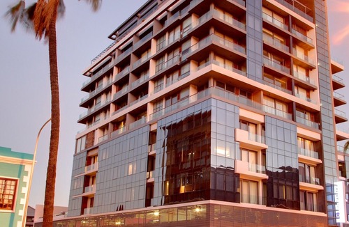 Cape Town City Centre Hotel | The Capital Mirage Hotel
