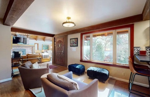 Round Hill Village House | The Chalet at Lake Tahoe, 3BR, Close to Town/Beach (ZC324)
