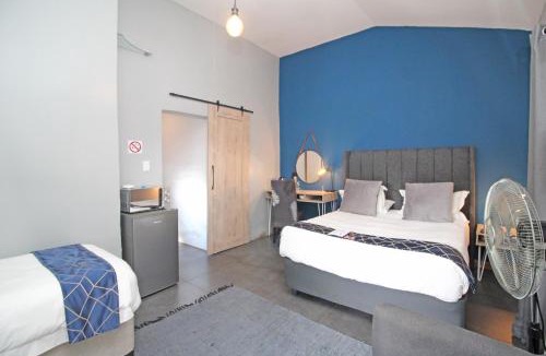 Centurion House | The Chameleon Stay @107