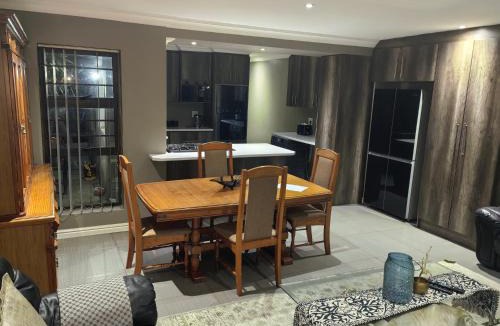 Port Elizabeth Apartment | The Close