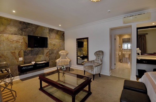 Drakenstein House | The Coach House at Val du Charron