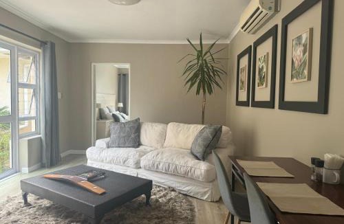 Bergvliet Apartment | The Cottage on Alphen