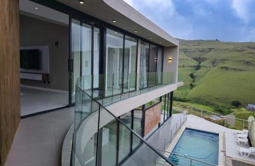 Dullstroom Villa | The Curve