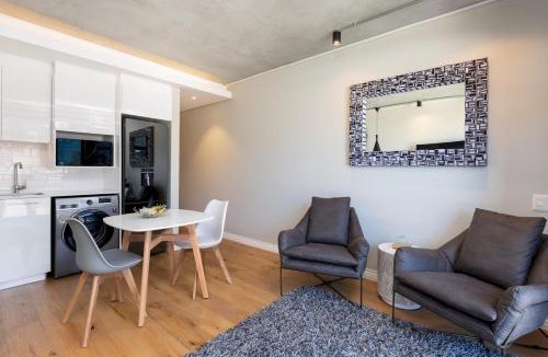Cape Town City Centre Apartment | The Docklands 509 by CTHA