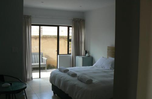 Amanzimtoti Apartment | The Don Lodge