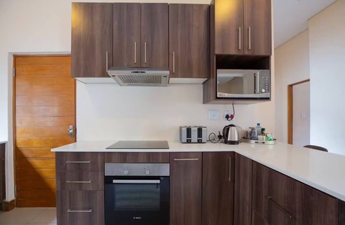 Greater Johannesburg Metropolitan Area Cottage | The Eighth Cottage