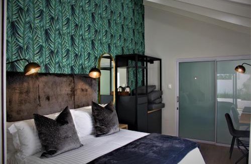Selborne Bed & Breakfast | The Executive Bed and Breakfast