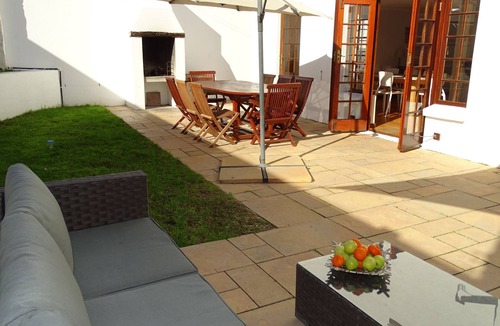 Hout Bay Villa | The Gables Hout Bay , central & safe in Hout Bay with pool , sleeps 6 to 11