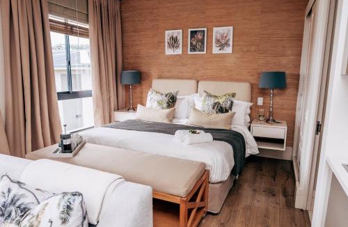 Knysna Central Apartment | The Gallery, Luxury Apartment 209, Knysna Waterfront, Stay Knysna