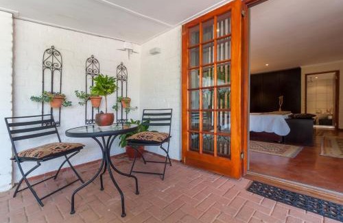 Franschhoek Apartment | The Garden View Suite