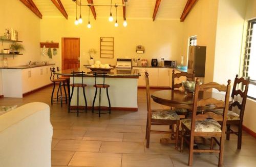 Nelspruit Apartment | The Goat House Farmstay