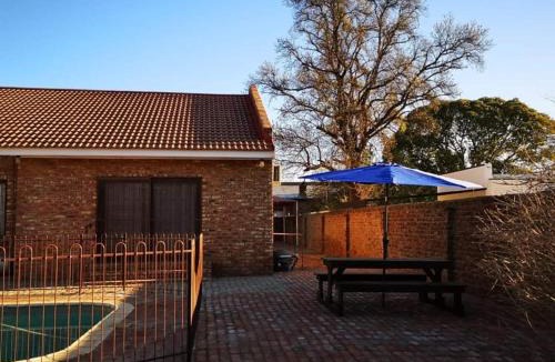Graaff-Reinet House | The Graaff-Reinet Suites
